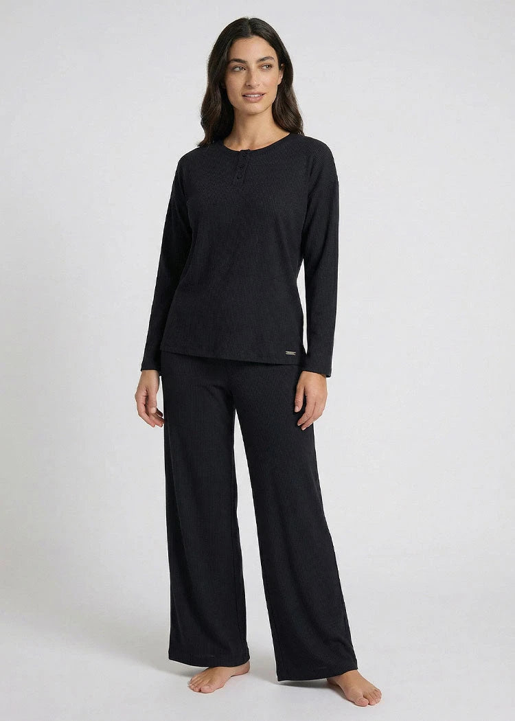 חליפת פנאי ופל ניקי שחור