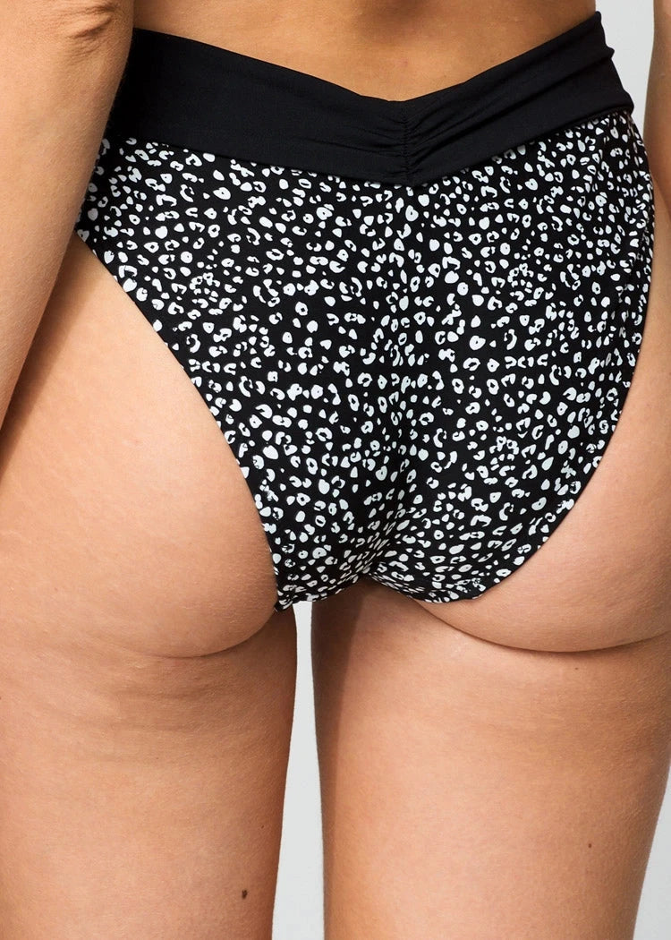 תחתון ביקיני גזרה נמוכה הדפס שחור/לבן - לויטקס Levitex