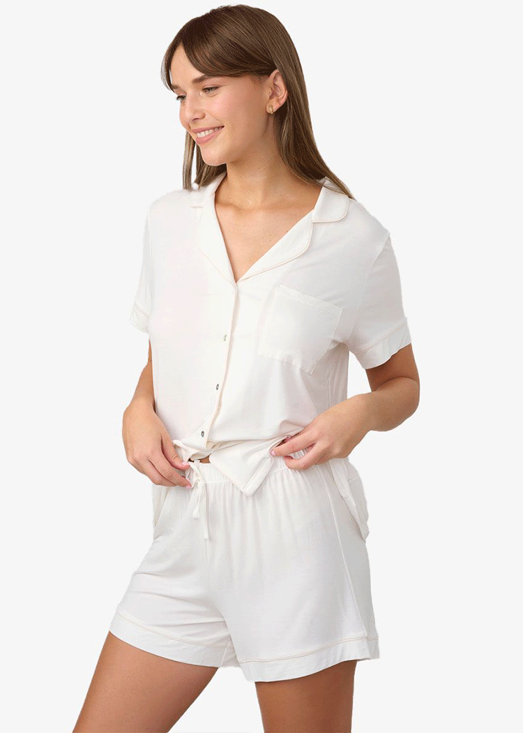 סט פיג'מה ויסקוזה מכנסון וחולצה מכופתרת שמנת Femina