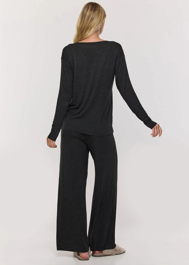 סט פיג’מה מודל ריילי אפור כהה אינטימה