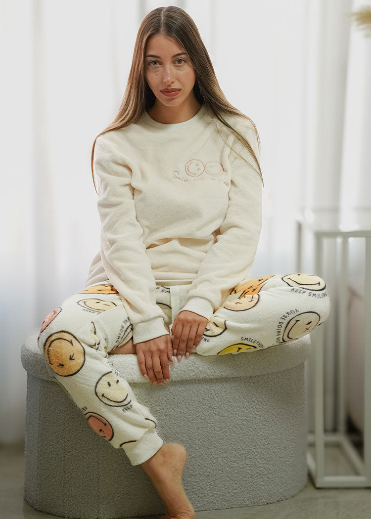 פיג'מה נשים פלנל פליז ניקי SMILEY שמנת אופק חול ים