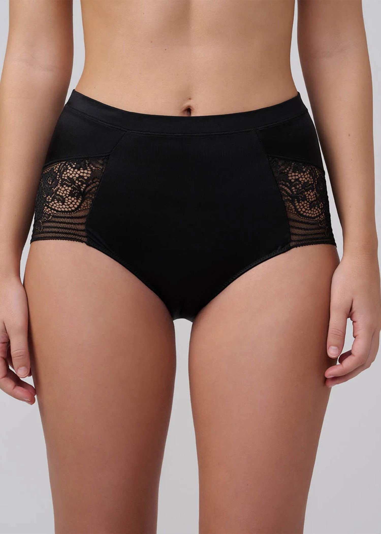 תחתונים מקסי סרט תחרה ישר שחור פמינה - לויטקס Levitex