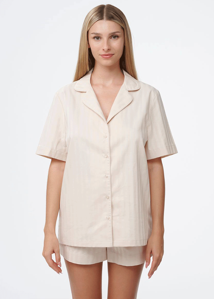 סט פיגמה פסים אריג כותנה 2 חלקים חולצה מכופתרת ומכנסון בז' Femina