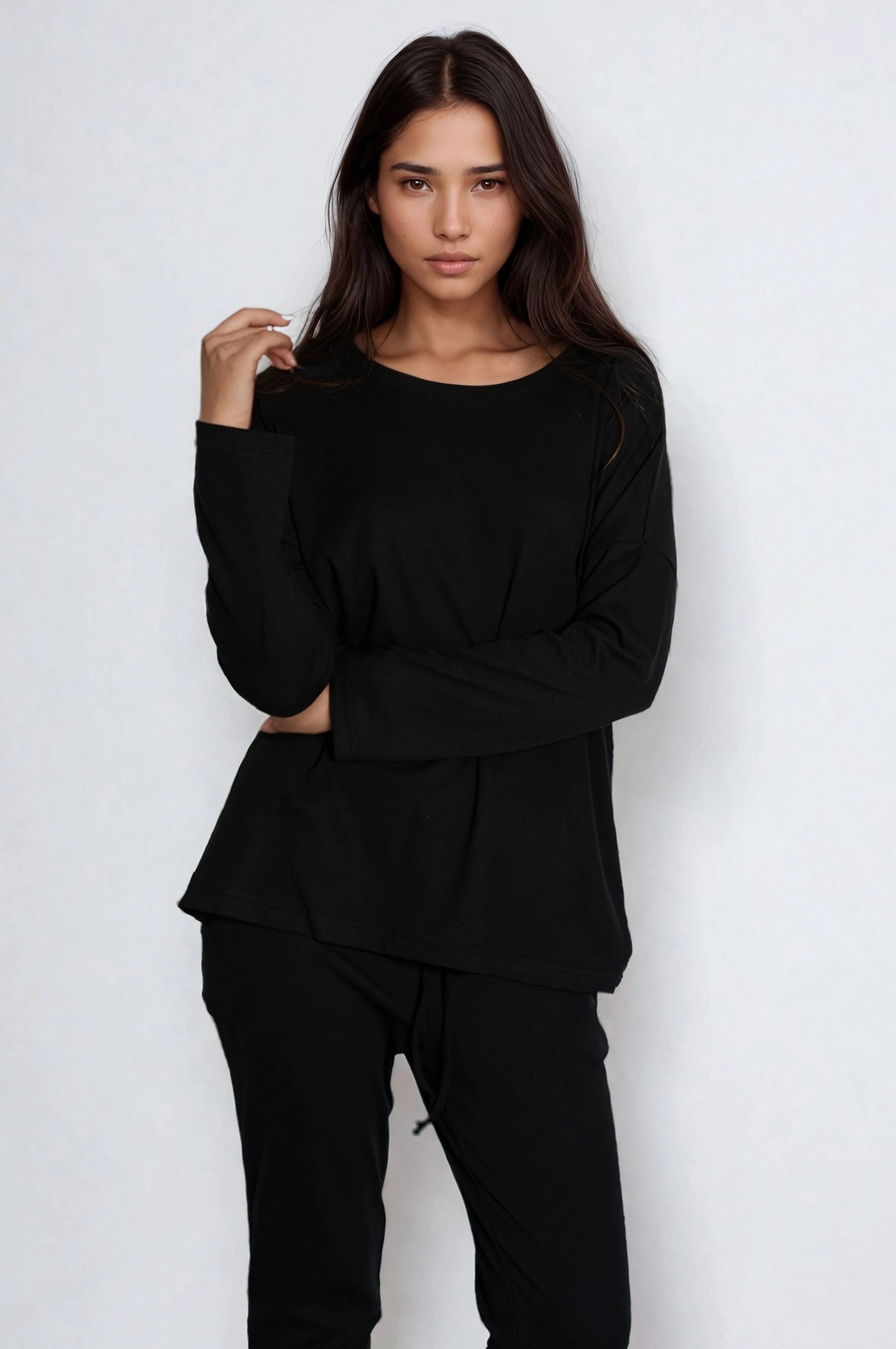 חולצה שרוול ארוך צווארון ניקי שחור - לויטקס Levitex