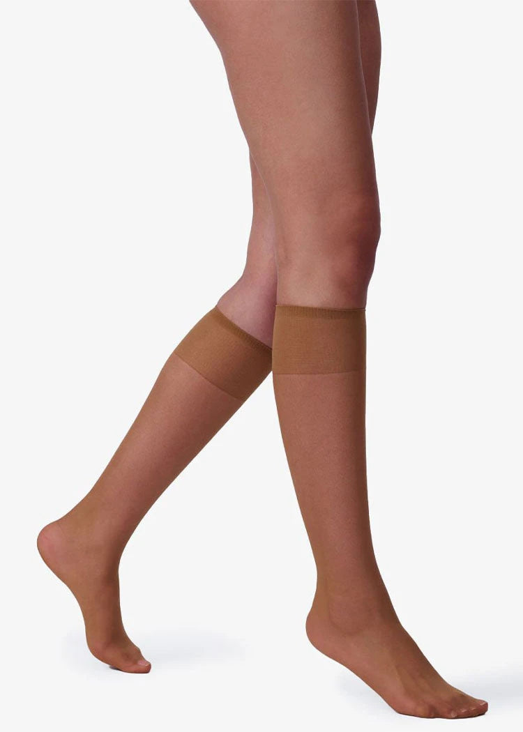 מארז 2 זוגות גרבי ברך עם מכפלת נוחות 20 דנייר ברונזה Femina