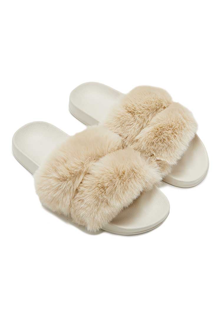 נעלי בית גומי עם רצועת פרווה כפול שמנת Femina