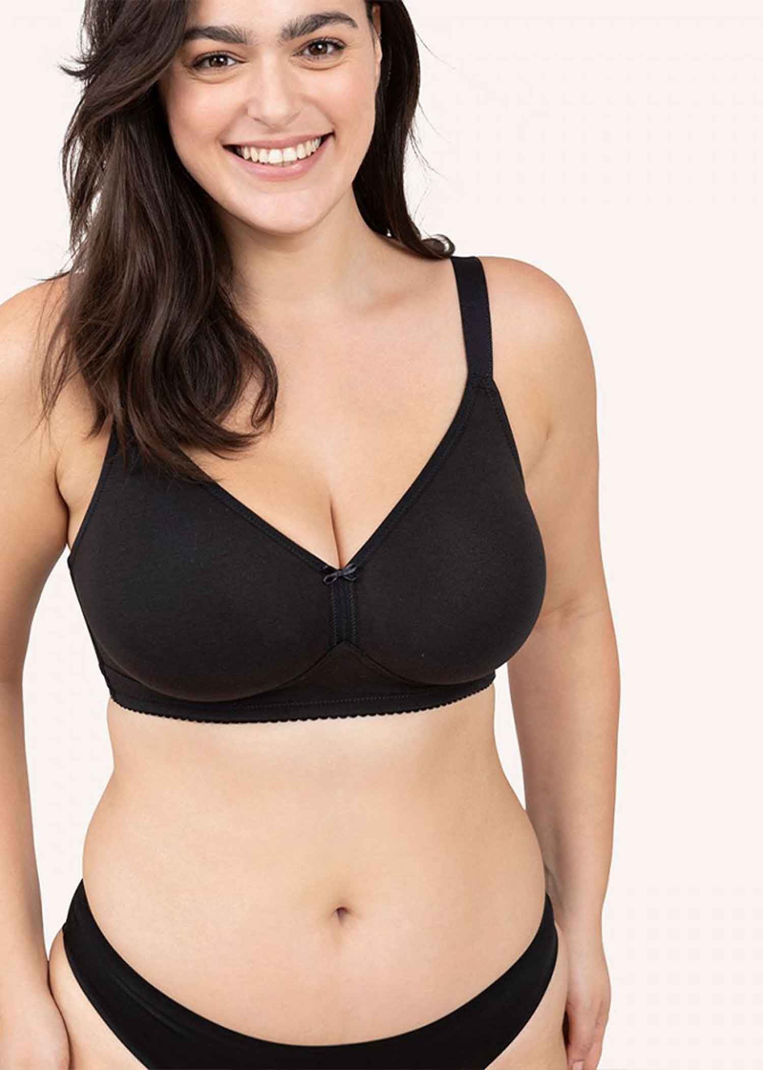 חזייה ללא ברזל וללא ריפוד כותנה בצבע שחור פמינה - לויטקס Levitex