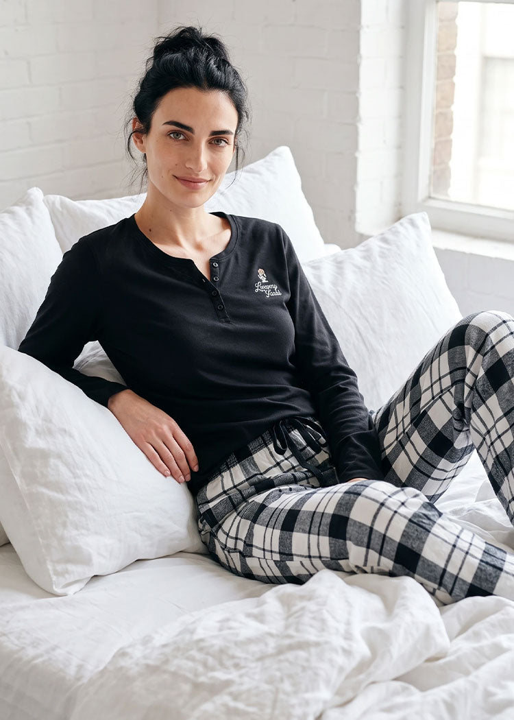 סט פיג'מה ריב ופלנל שחור