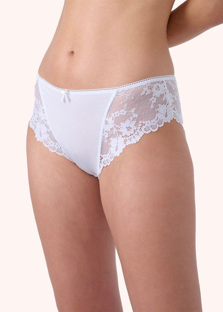 תחתונים לנשים מבד מיקרופייבר לבן פמינה Femina