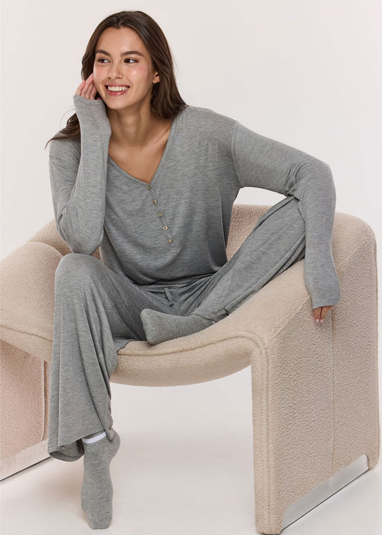 סט פיג’מה מודל ריילי אפור בהיר אינטימה