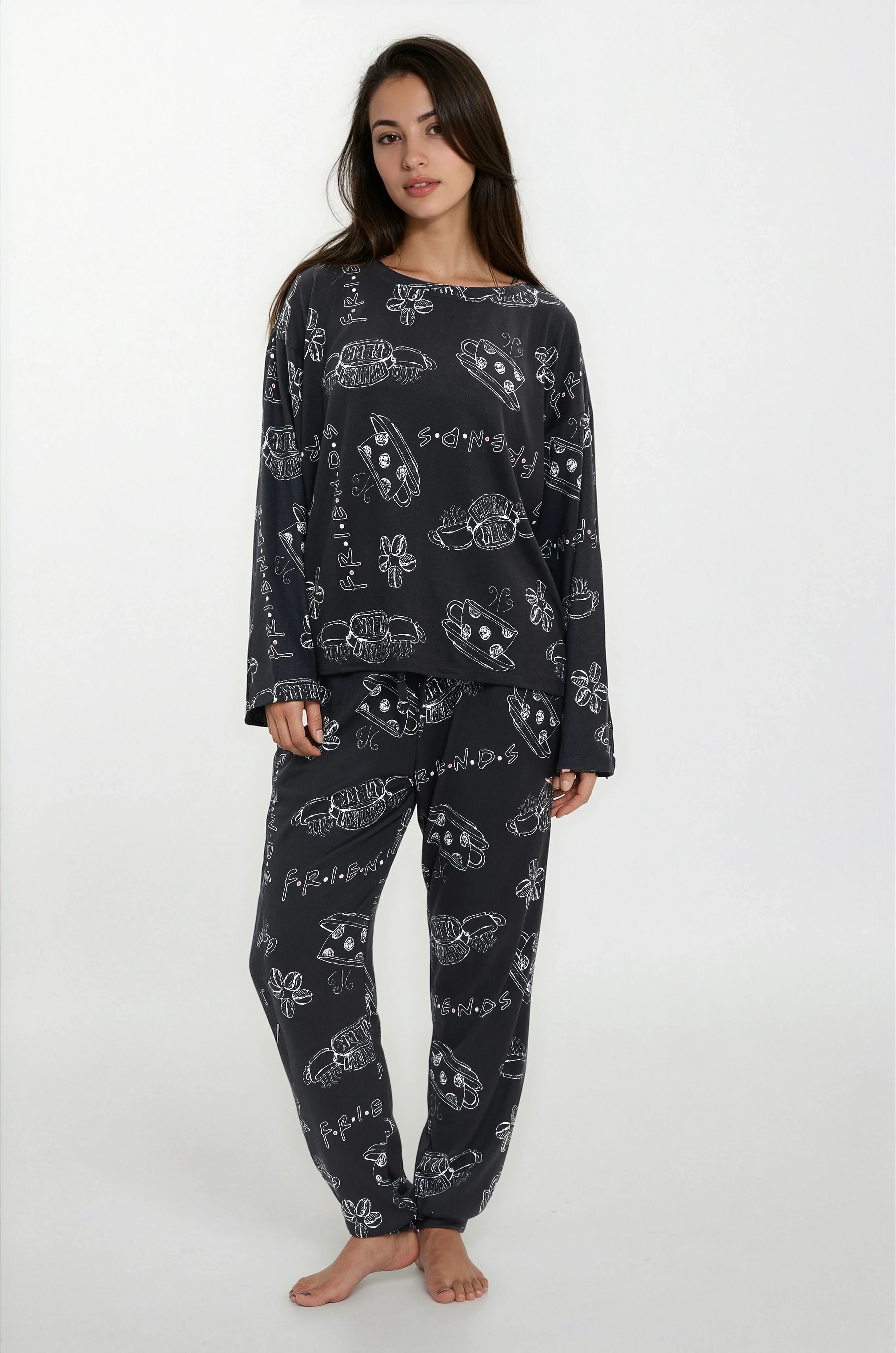 פיג'מה נשים ניקי האצ'י FRIENDS שחור אופק חול ים