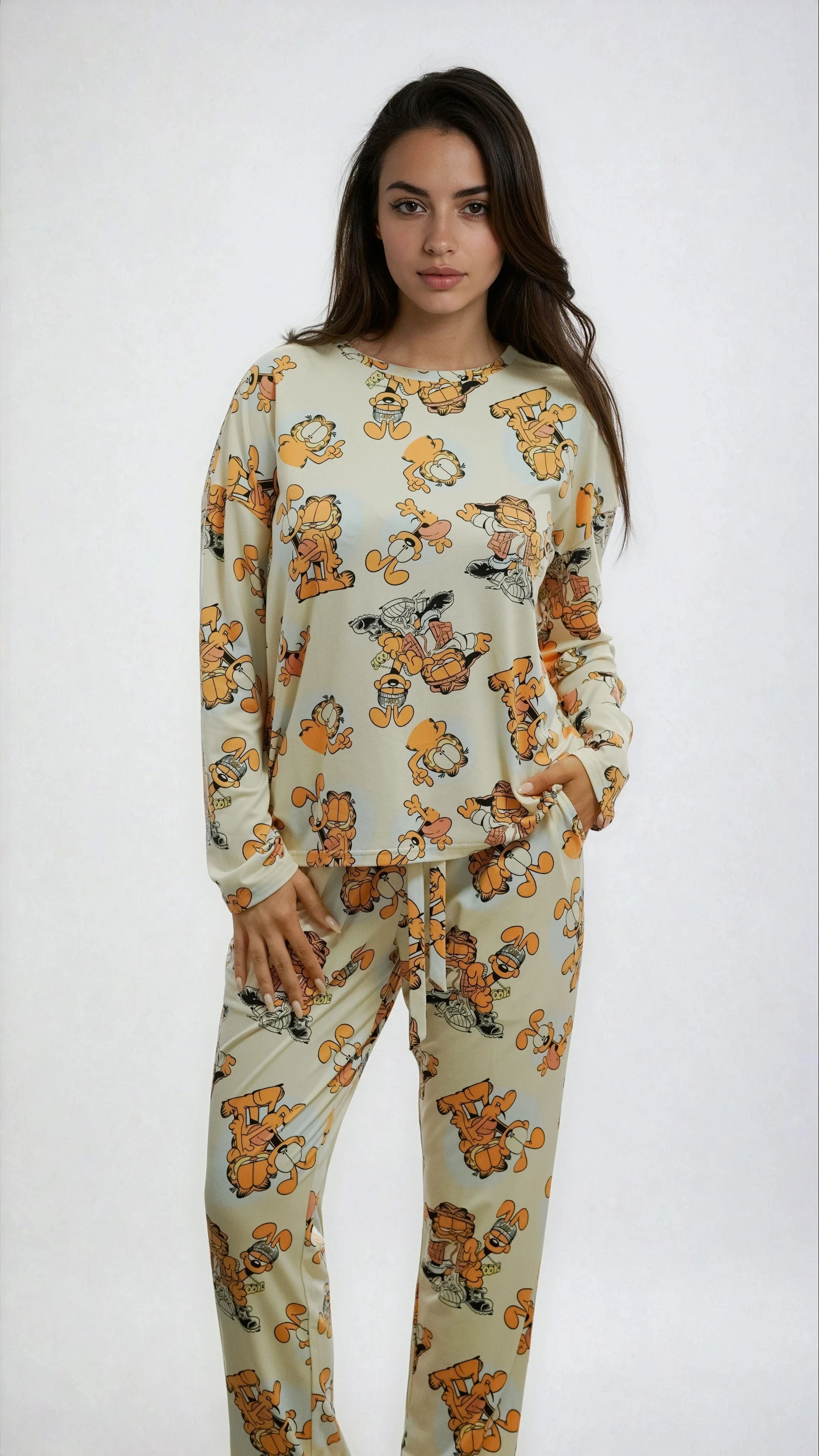 פיג'מה נשים יאמי ניקי  GARFIELD שמנת אופק חול ים