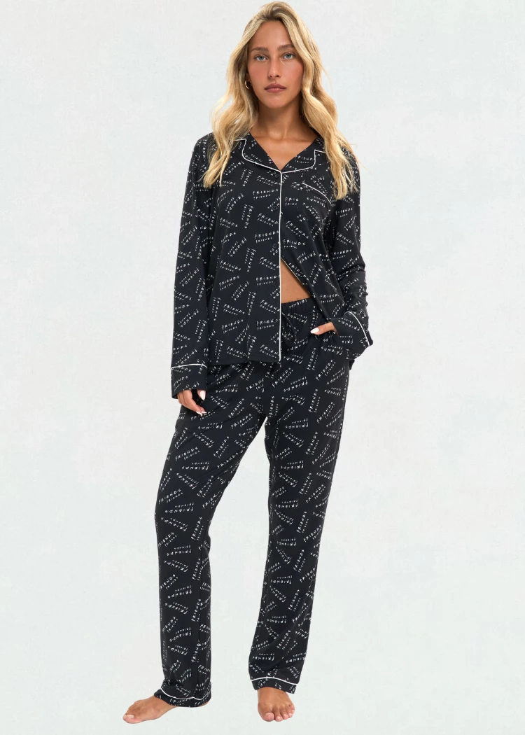 פיג'מה נשים יאמי כפתורים FRIENDS שחור אופק חול ים